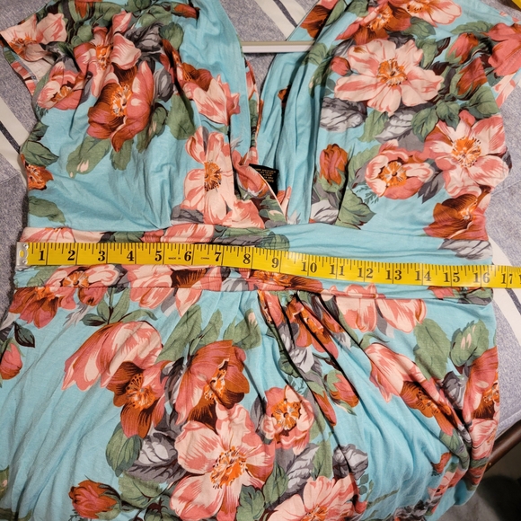 NWT IMAN Floral Maxi Dress in Light Blue and Coral - Picture 11 of 11